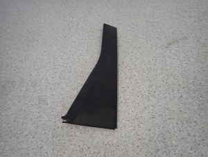 HONDA JAZZ 02-07 LISTWA RAMKI DRZWI PION TYLNA LEWY 3/8 MINIATURA