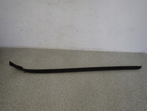 HYUNDAI i30 06- I30 LISTWA SZYBY CZOŁOWEJ LEWA