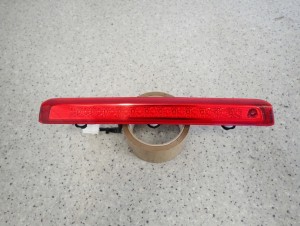 HYUNDAI i30 HB 07-12 LAMPA TRZECI STOP ŚWIATŁA