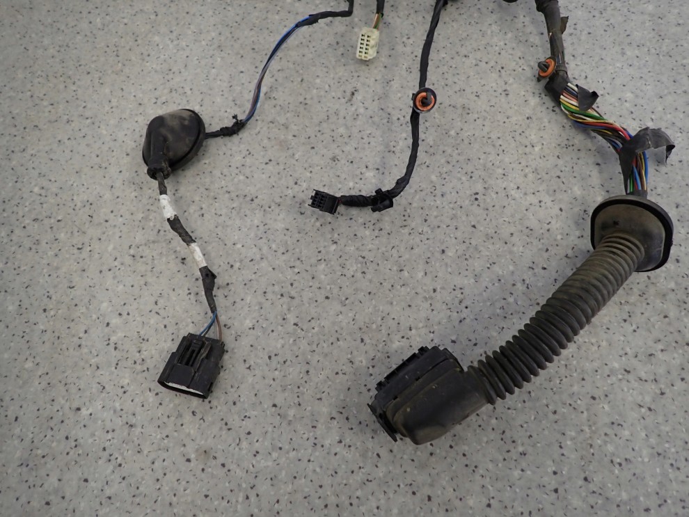 KIA VENGA 09- WIĄZKA INSTALACJA DRZWI PRZEDNIA LEWA EUROPA 2/5