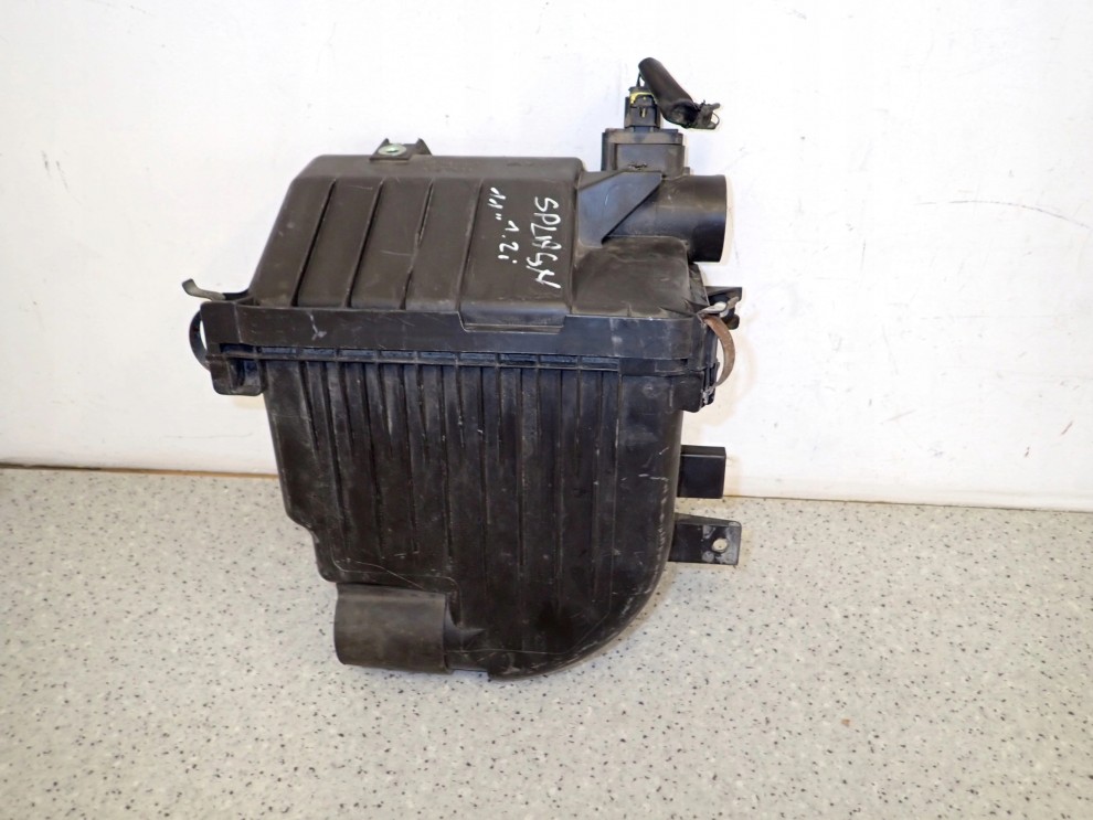 SUZUKI SPLASH 1.2i 11- OBUDOWA FILTRA POWIETRZA 2/10