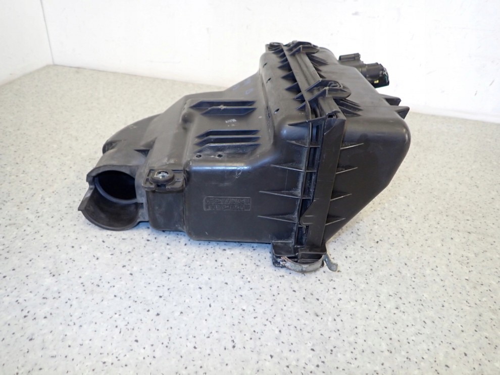 SUZUKI SPLASH 1.2i 11- OBUDOWA FILTRA POWIETRZA 10/10