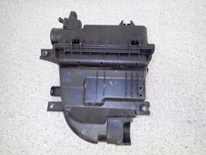 SUZUKI SPLASH 1.2i 11- OBUDOWA FILTRA POWIETRZA 9/10 MINIATURA