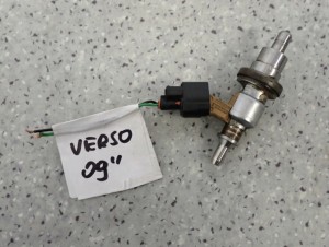 TOYOTA VERSO 09-13 2.0 D4D WTRYSKIWACZ PALIWA 23710-26011