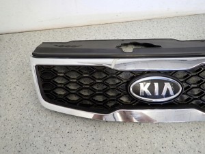 KIA RIO II HB 09-11 ATRAPA PRZEDNIA ZDERZAKA GRILL 3/8 MINIATURA