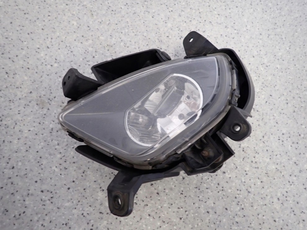 HYUNDAI i30 LIFT 09-11 HALOGEN PRZEDNI LEWY 2/9