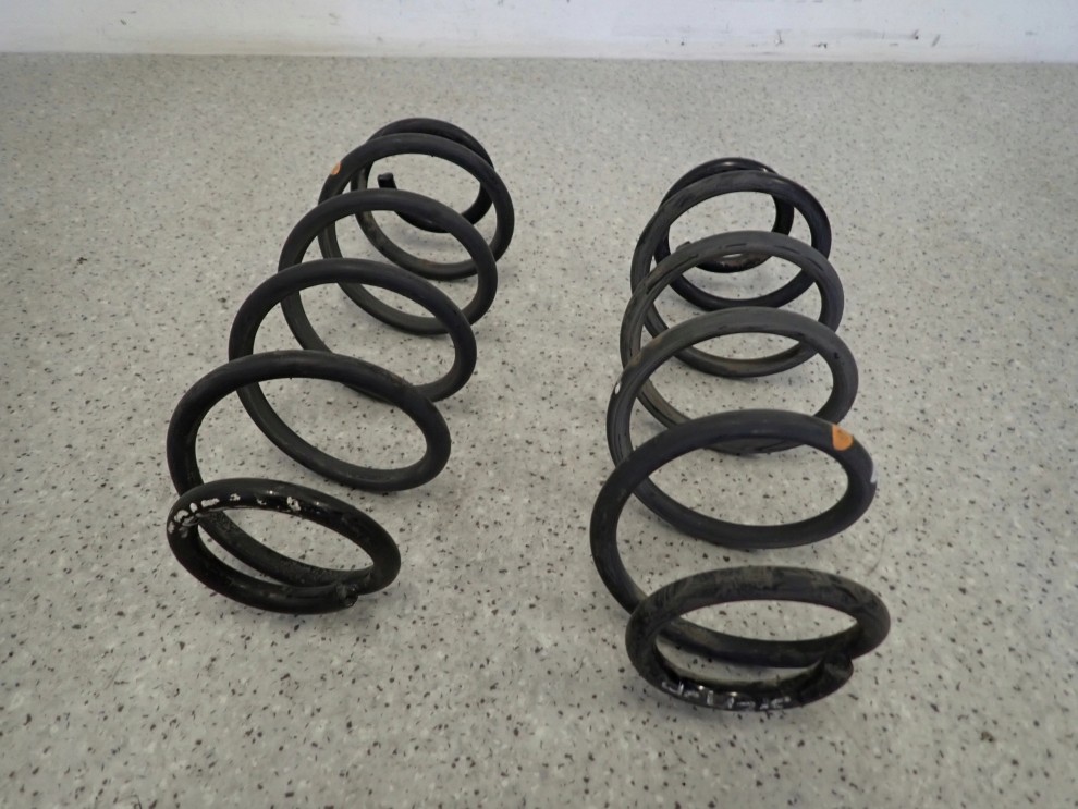 SUZUKI SPLASH 08-14 SPRĘŻYNA TYLNA 2/3