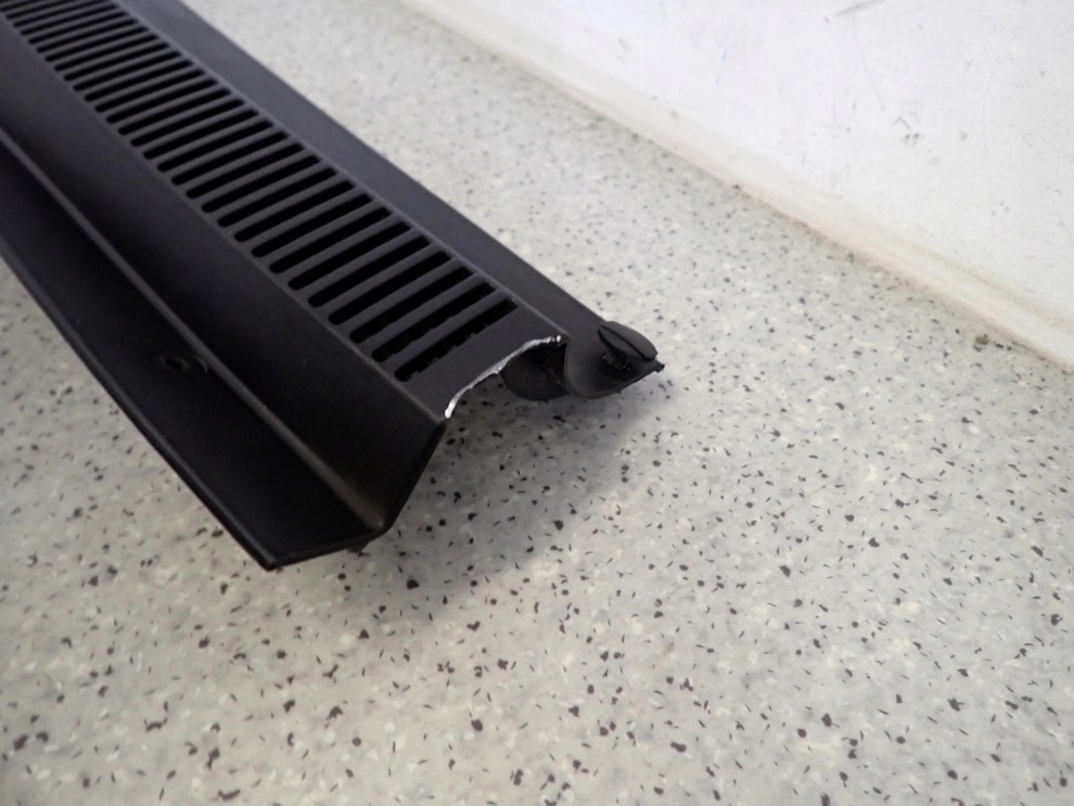 KIA PICANTO 04-11 PODSZYBIE PLASTIKOWE 5/8