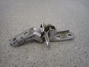 CHEVROLET CRUZE HB 5d 08-12 ZAWIASY DRZWI PRZEDNIE LEWE 2/3 MINIATURA