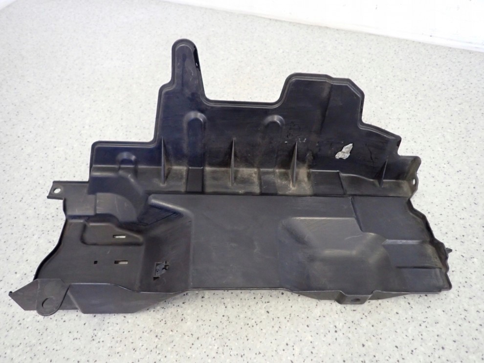 SUZUKI SPLASH 08-14 OSŁONA CHŁODNICY , KIEROWNICA POWIETRZA NA PASIE PRZEDN 9/9