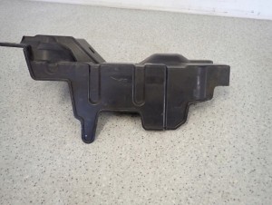 SUZUKI SPLASH 08-14 OSŁONA CHŁODNICY , KIEROWNICA POWIETRZA NA PASIE PRZEDN 5/9 MINIATURA