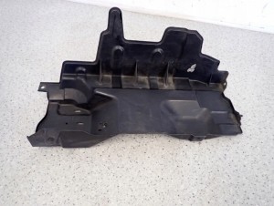 SUZUKI SPLASH 08-14 OSŁONA CHŁODNICY , KIEROWNICA POWIETRZA NA PASIE PRZEDN 7/9 MINIATURA