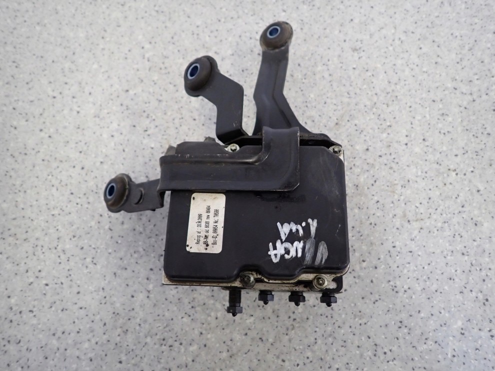 KIA VENGA 1.4 CRDI 09- POMPA ABS-u 2/7