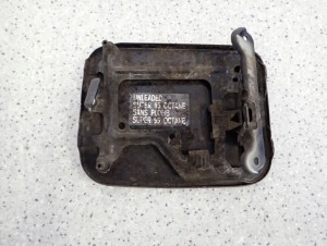 NISSAN MICRA K13 10- KLAPKA WLEWU PALIWA KH3G 5/5 MINIATURA