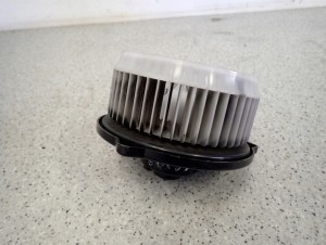 MITSUBISHI GRANDIS 04- DMUCHAWA WENTYLATOR NAGRZEWNICY 3/5 MINIATURA