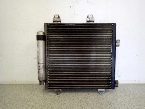 TOYOTA AYGO 1.0 BENZ 06-12 CHŁODNICA KLIMATYZACJI