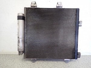 TOYOTA AYGO 1.0 BENZ 06-12 CHŁODNICA KLIMATYZACJI 2/5 MINIATURA