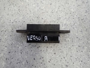 TOYOTA VERSO 09-13 SWITCH KLAMKA TYLNEJ KLAPY BAGAŻNIKA 2/3 MINIATURA