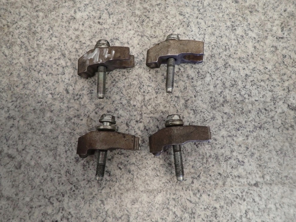 COROLLA YARIS AURIS 1.4 D4D MOCOWANIE WTRYSKIWACZA 1/4