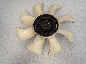 KIA PREGIO 2.0TD WENTYLATOR CHŁODNICY WISKOZA