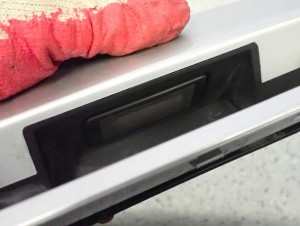 CHEVROLET CRUZE HB 5d 08-12 KLAMKA TYLNA KLAPY BAGAŻNIKA 4/4 MINIATURA