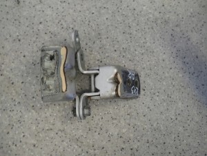 NISSAN MICRA K13 10-16 ZAWIASY DRZWI TYLNE PRAWE 4/8 MINIATURA