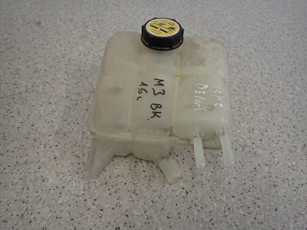 MAZDA 3 MAZDA3 1.6i 03-07 ZBIORNICZEK WYRÓWNAWCZY 4/8