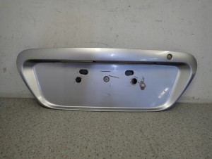 MITSUBISHI LANCER VII 03-07 LISTWA KLAPY BAGAŻNIKA BLENDA