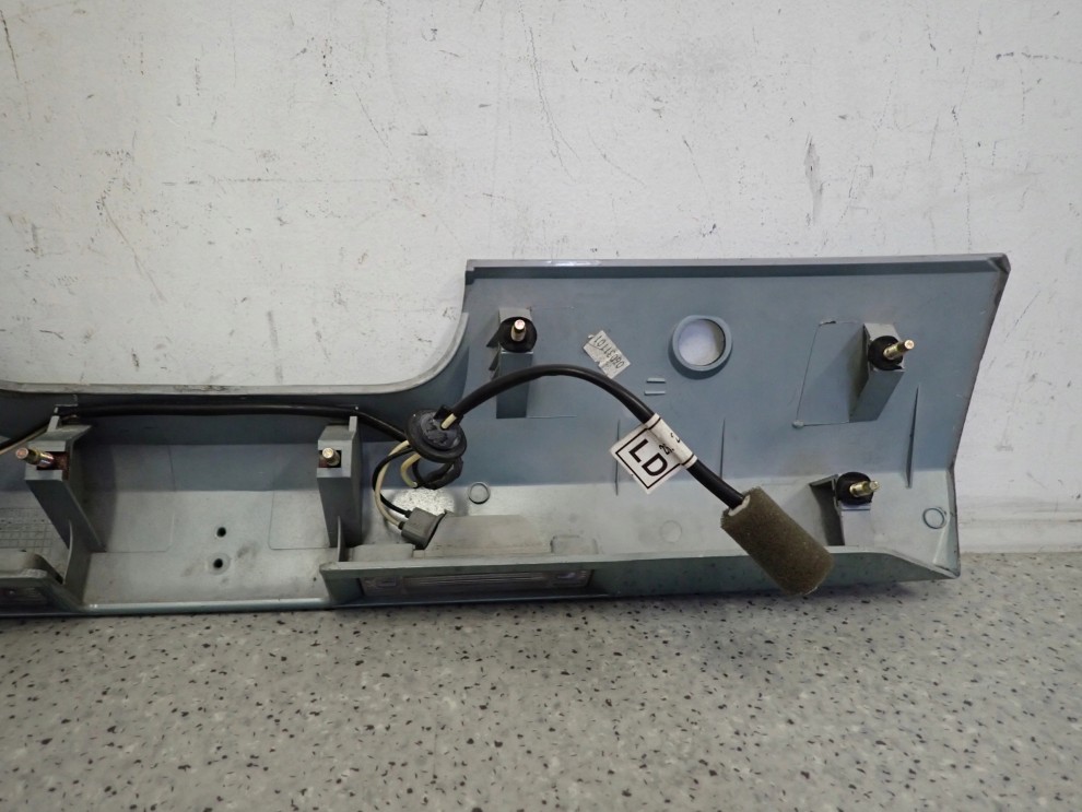 LACETTI NUBIRA KOMBI 03- LISTWA KLAPY BAGAŻNIKA 7/8