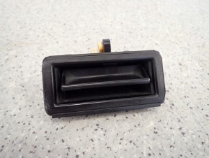 KIA RIO 05-10 KLAMKA KLAPY BAGAŻNIKA