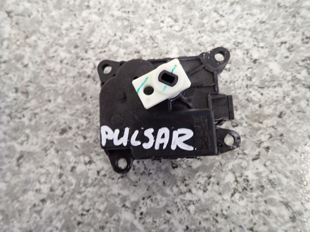 NISSAN PULSAR 14-18 SILNICZEK NAGRZEWNICY NAWIEWU 3 RODZAJE 5/7