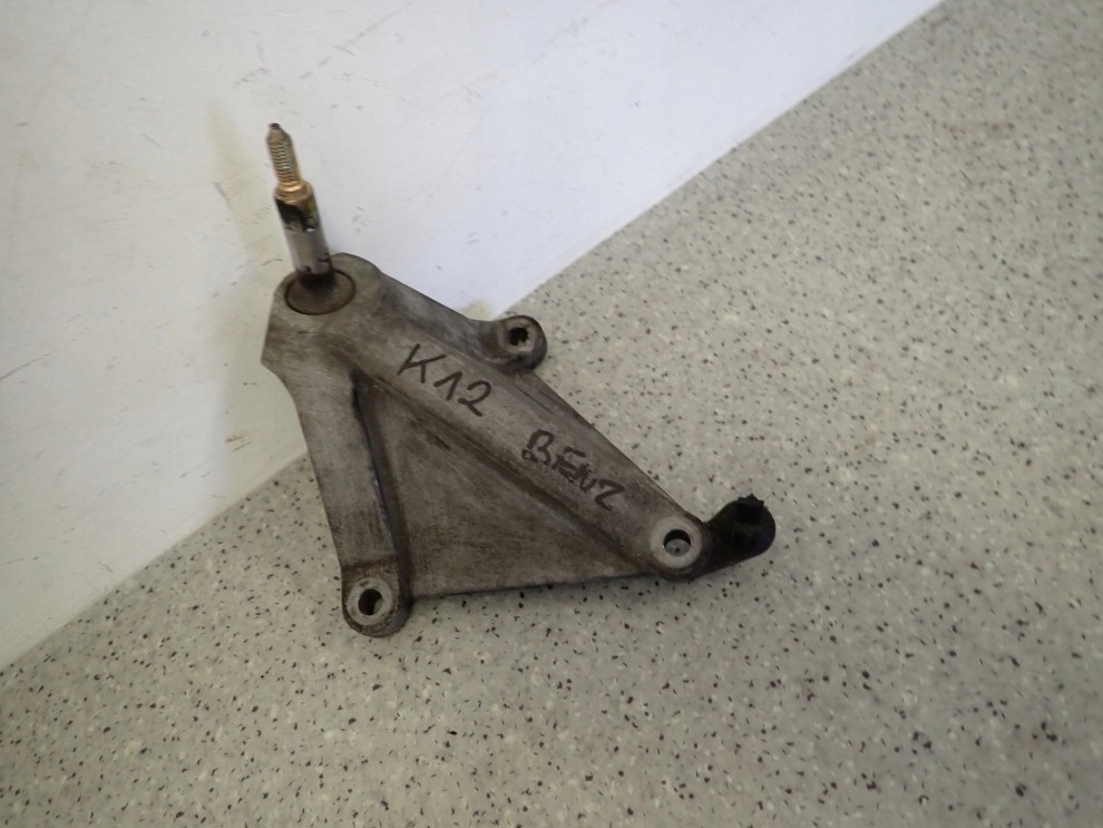 NISSAN MICRA K12 1.2i MANUAL 02- ŁAPA GÓRNA SKRZYNI BIEGÓW 1/8