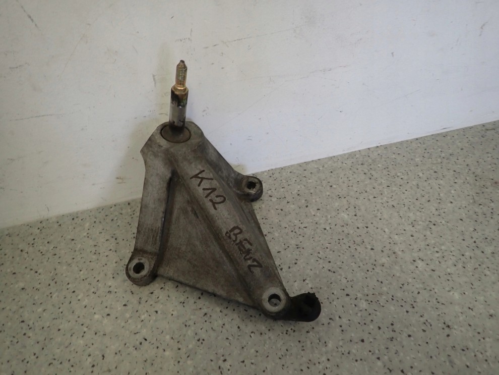 NISSAN MICRA K12 1.2i MANUAL 02- ŁAPA GÓRNA SKRZYNI BIEGÓW 2/8