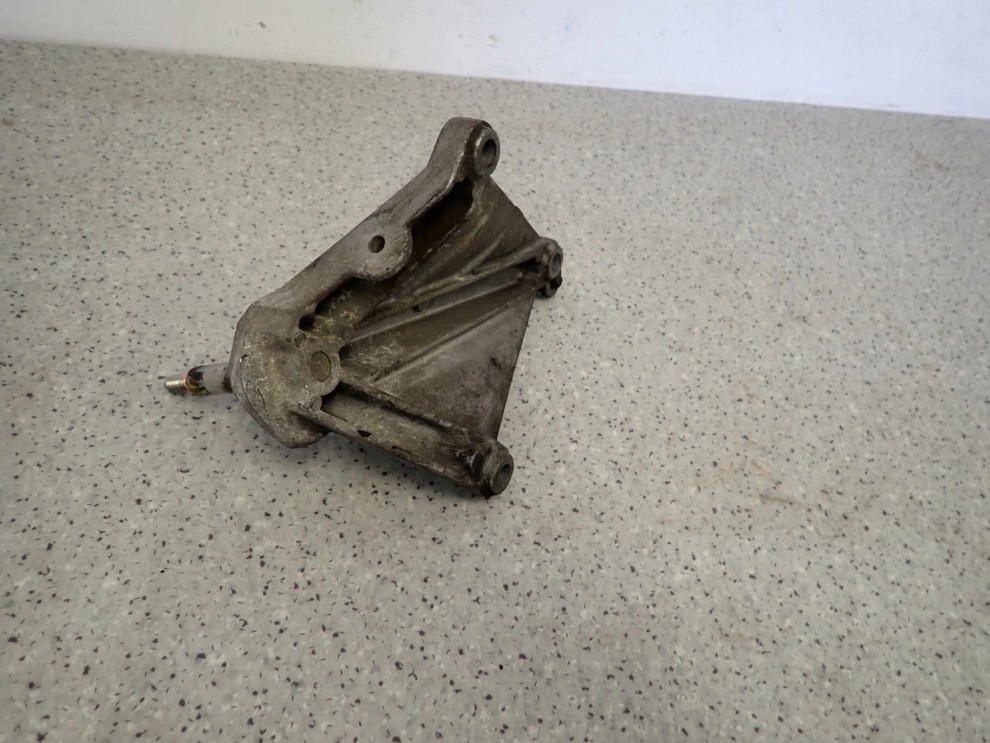 NISSAN MICRA K12 1.2i MANUAL 02- ŁAPA GÓRNA SKRZYNI BIEGÓW 7/8