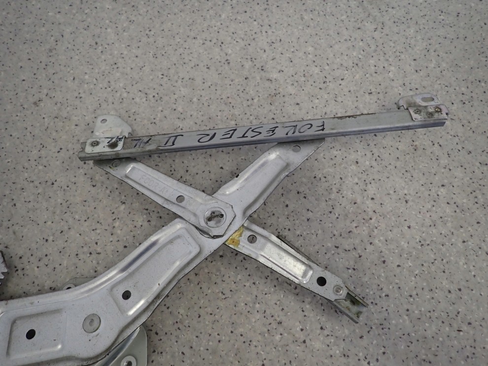 SUBARU FORESTER II 02-07 PODNOŚNIK SZYBY TYLNY LEWY 2/5