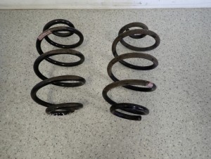 NISSAN NOTE E11 06- SPRĘŻYNA TYLNA ZAWIESZENIA