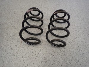 NISSAN NOTE E11 06- SPRĘŻYNA TYLNA ZAWIESZENIA 7/7 MINIATURA