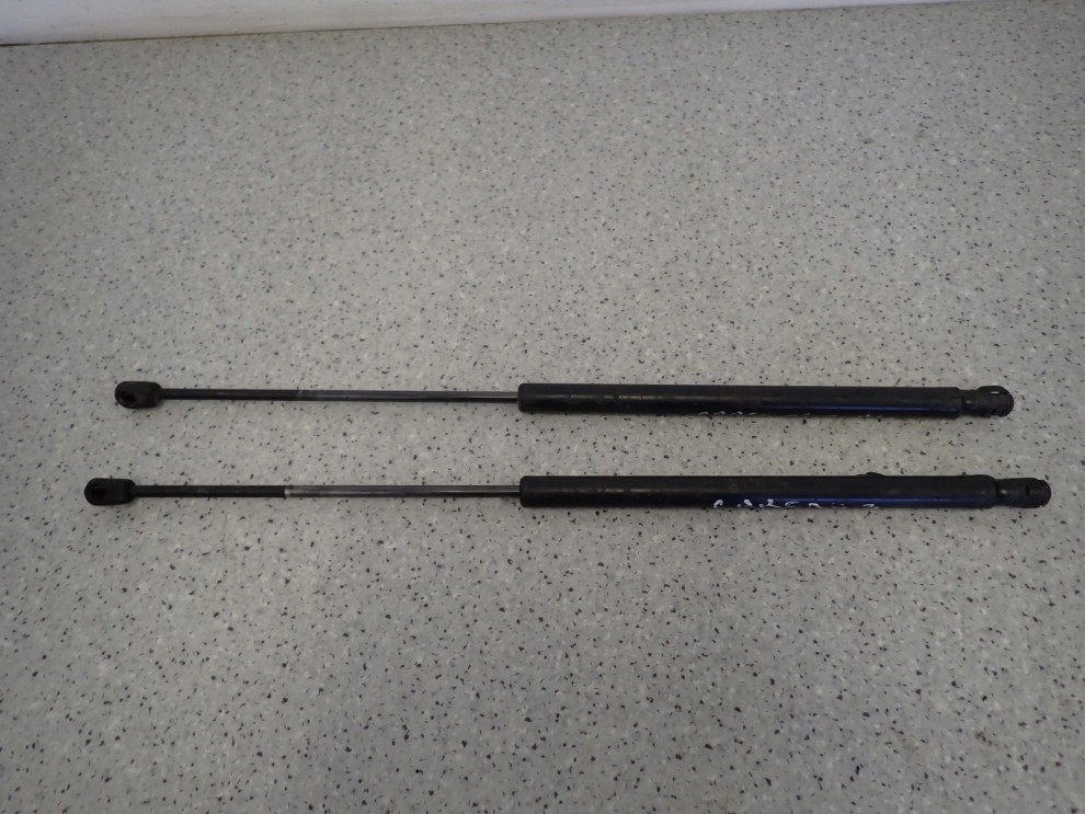 KIA CARENS III 06-11 SIŁOWNIKI KLAPY BAGAŻNIKA 5/5