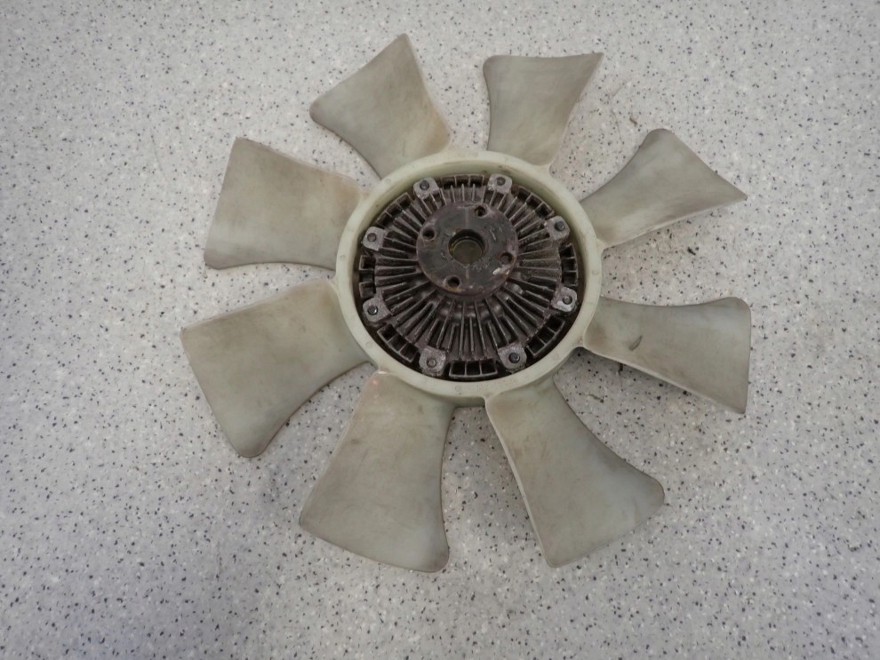 HYUNDAI H200 2.5D 98- WISKOZA WENTYLATOR 3/5