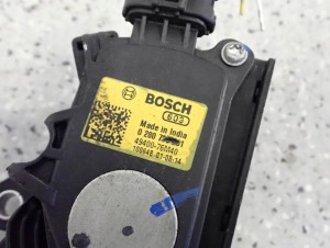 SUZUKI CELERIO 14-19 POTENCJOMETR PEDAŁ GAZU 2/3 MINIATURA