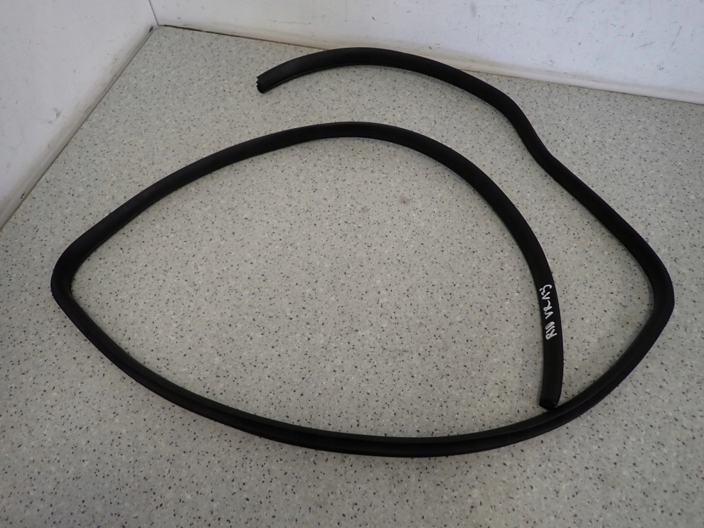 KIA RIO III HB 11-14 USCZELKA KAROSERYJNA PRZEDNIA PRAWA 1/3