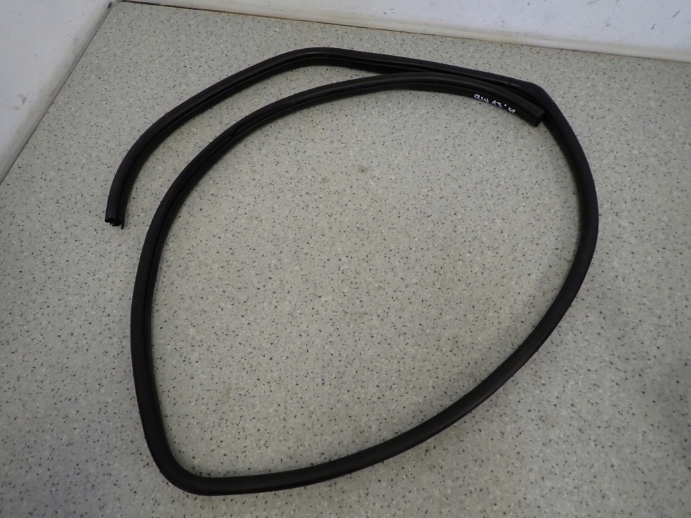 KIA RIO III HB 11-14 USCZELKA KAROSERYJNA PRZEDNIA LEWA 2/2