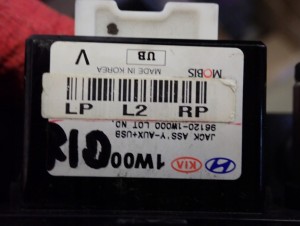 KIA RIO III HB 11-14 GNIAZDO USB AUX ZAPALNICZKI 6/6 MINIATURA