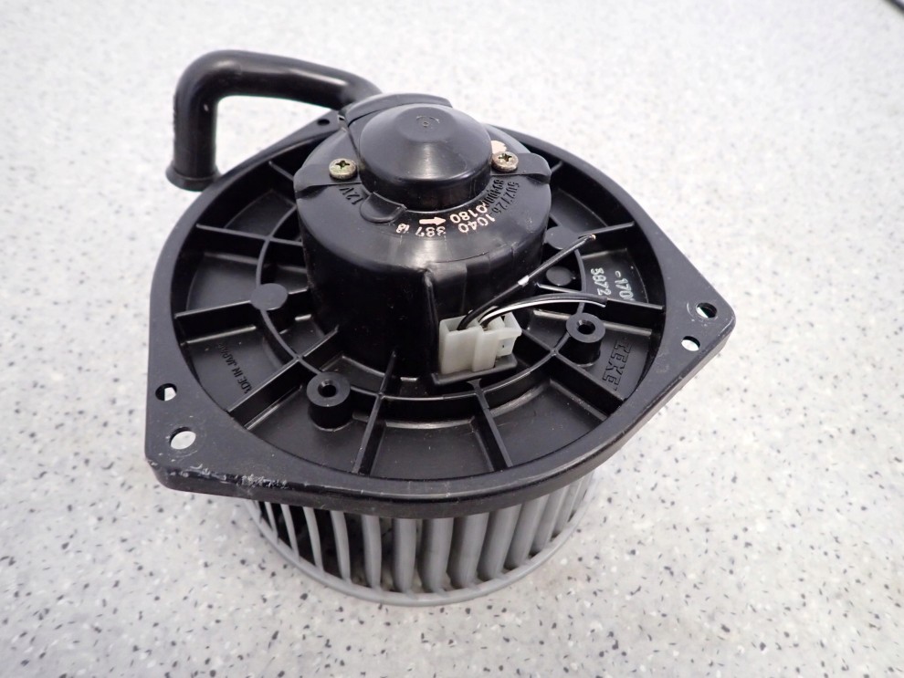 MITSUBISHI LANCER VII 04-07 WENTYLATOR DMUCHAWA NAGRZEWNICY 2/5