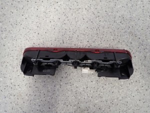 NISSAN XTRAIL T30 01-07 LAMPKA TRZECI STOP TYŁ 7/7 MINIATURA