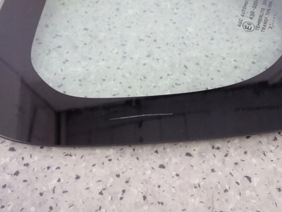 SUZUKI SX4 S-CROSS 13- SZYBA TYLNA PRAWA KAROSERYJNA 4/6