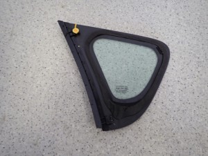 SUZUKI SX4 S-CROSS 13- SZYBA TYLNA PRAWA KAROSERYJNA 6/6 MINIATURA