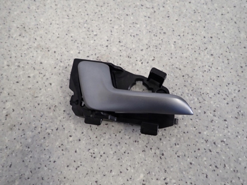 KIA RIO III HB 11-14 KLAMKA WEWNĘTRZNA PRZEDNIA LEWA 1/4