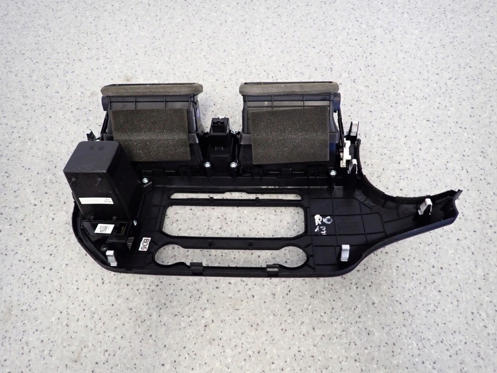 KIA RIO III HB 11-14 KRATKA NAWIEWU ŚRODKOWA 5/7