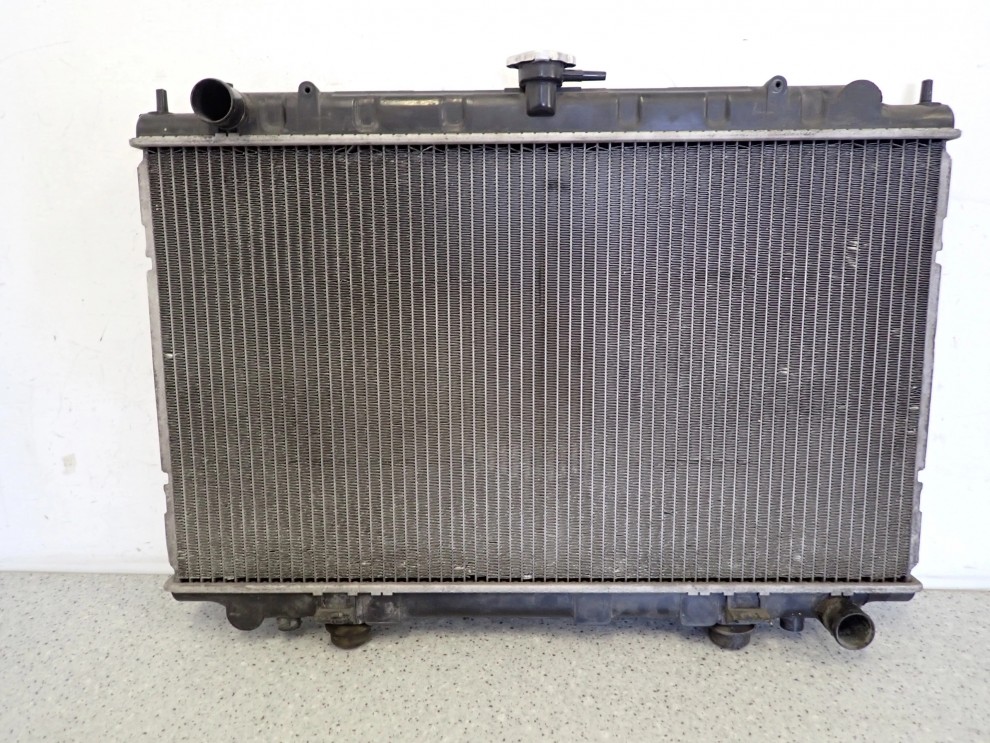 NISSAN MAXIMA A32 2.0i 94-99 CHŁODNICA WODY 1/6